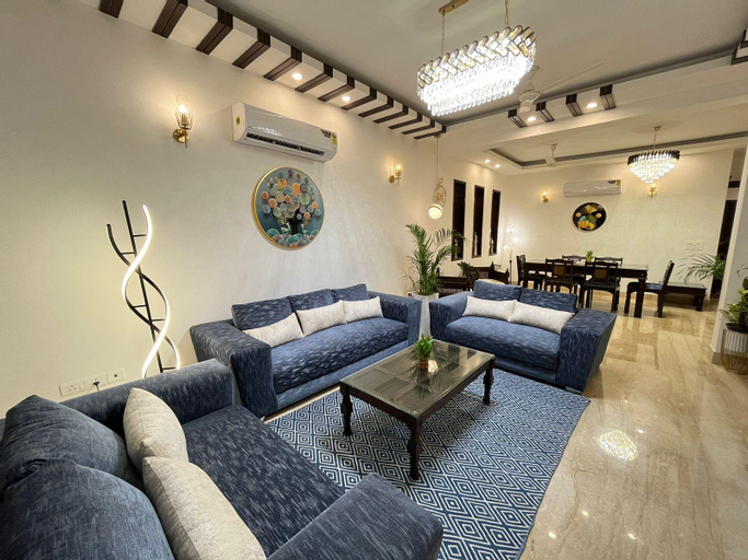 Public Area, BedChambers Serviced Apartments South Extension, West