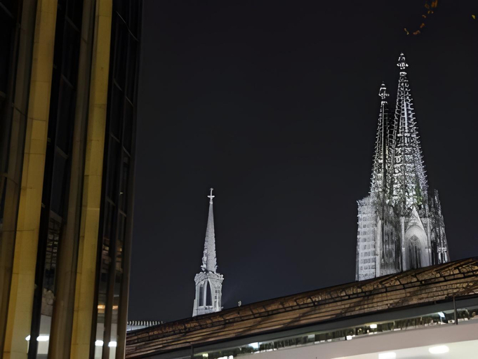 Exterior & Views 2, Hotel DomBlick, Köln