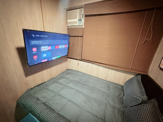 Bedroom 12