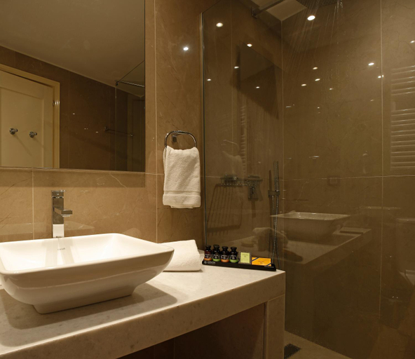 Bathroom 4, Siora Vittoria Boutique Hotel, Ionian Islands