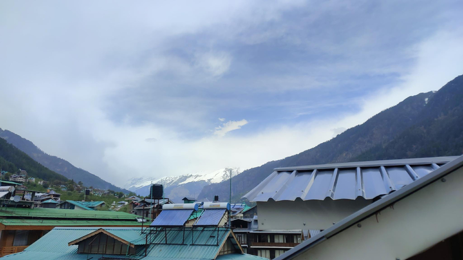 Others 3, Amrit Dhara, Kullu