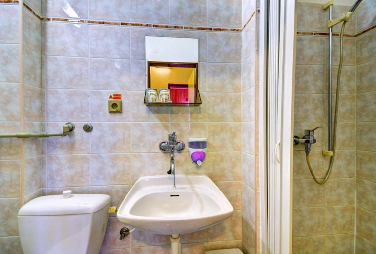 Bathroom, Hotel Hvezda, Bruntál