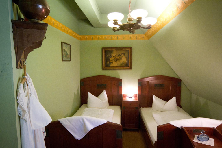 Bedroom 2, Klausenhof, Eichsfeld