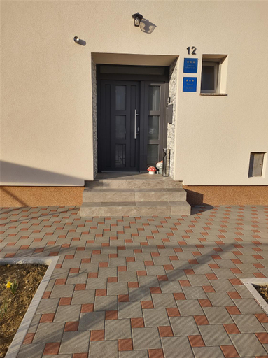 Others 5, Happy room, Karlovac