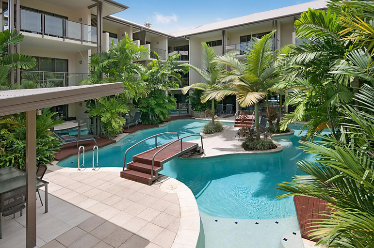 Swimming Pool 6