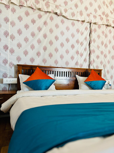 Bedroom 4, SATPURA ADVENTURE CLUB'S LAKESIDE GLAMPING OASIS, Hoshangabad