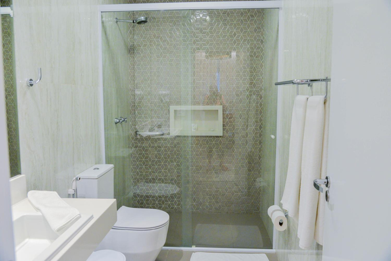 Bathroom 4, Pousada do Lago Penedo, Itatiaia
