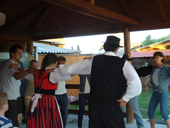 Food & Drinks 4, Pensiunea Rose, Pauleni-ciuc