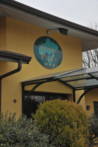 Others 4, Hotel Parco, Piacenza