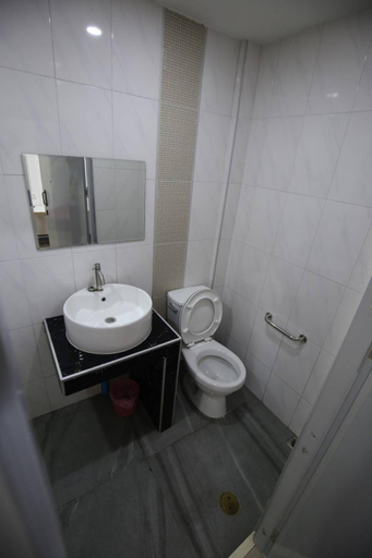 Bathroom 3, ริมธารริเวอร์เพลส, Muang Surat Thani