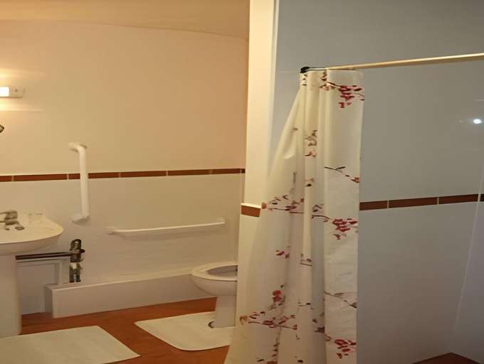 Bathroom, Willow Tree Cottages, Lincolnshire