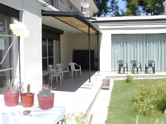 Others 2, Hostal del Cerro, Santiago