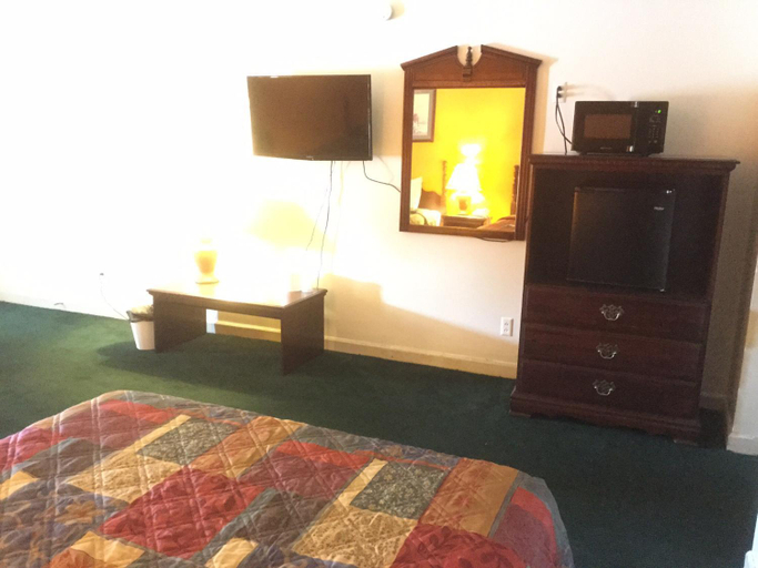Others 3, Budget inn, Robeson