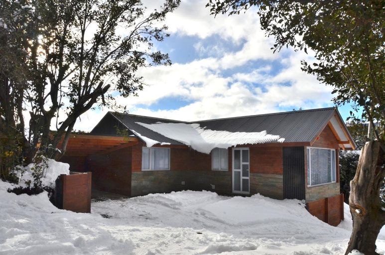 Cabanas Agua Clara, Aluminé