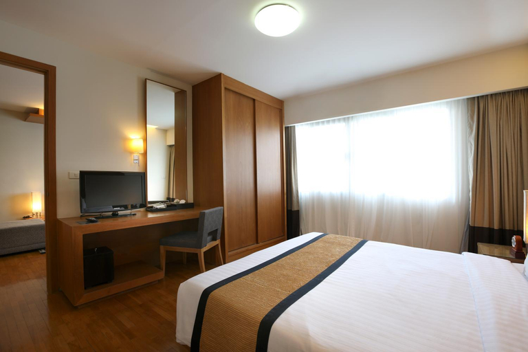 Bedroom 8