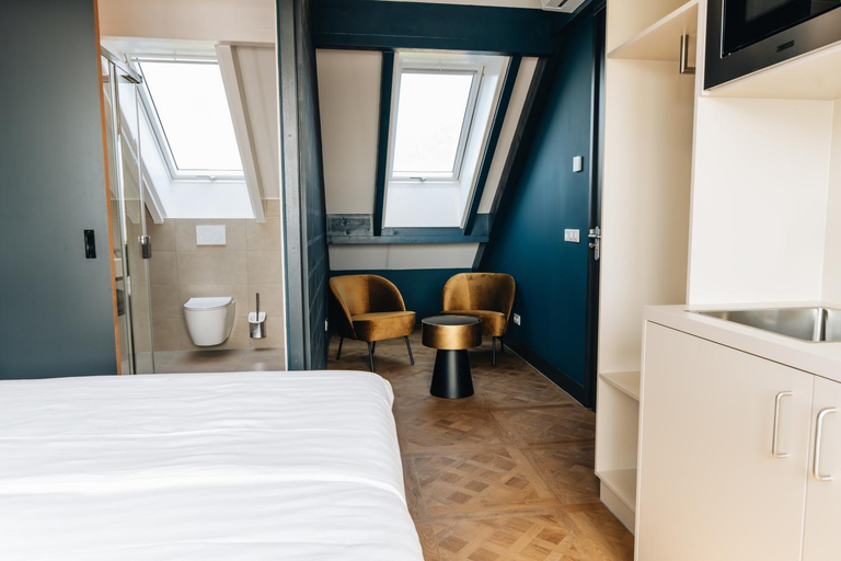 Others 5, Hotel Renesse, Schouwen-Duiveland