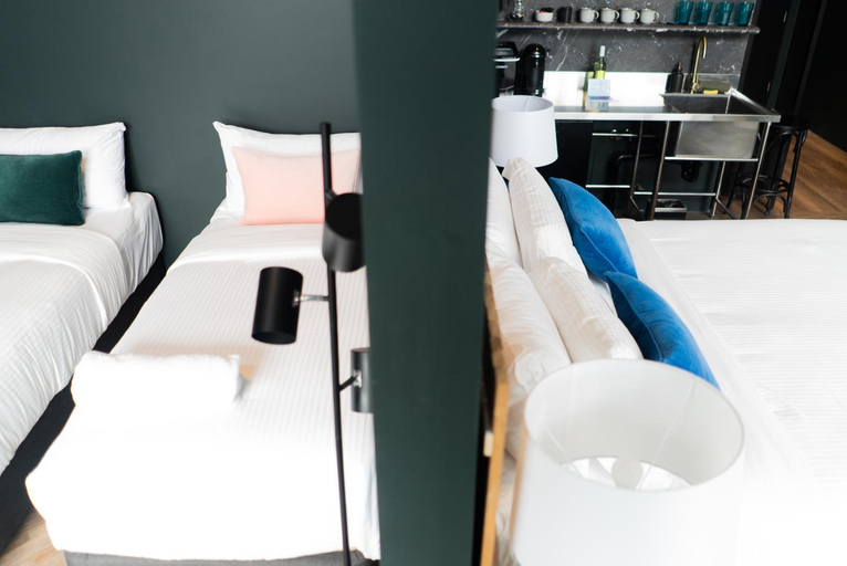 Bedroom 28
