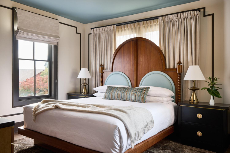 Bedroom 18