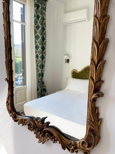 Bedroom 2, ISOLA, Messina