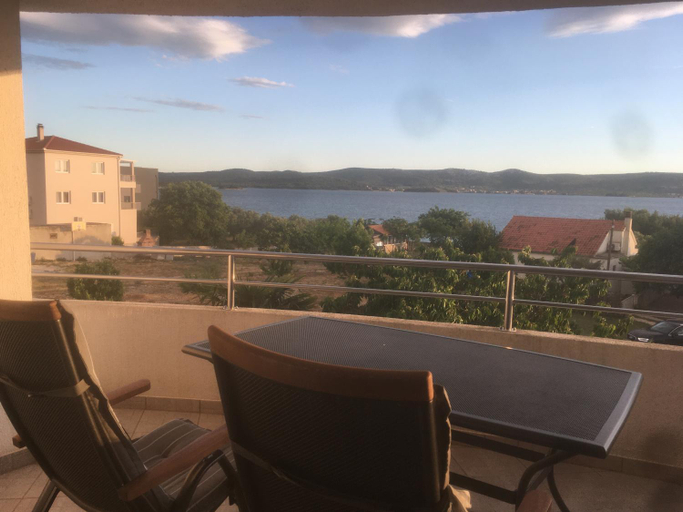 Balcony/terrace 3, Apartments Maleo, Sveti Filip i Jakov