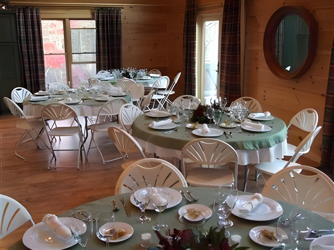 Food & Drinks 4, Paradise Hills, Winery Resort & Spa, Union