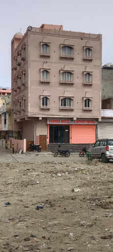 RADHIKA HOTEL, Jaipur