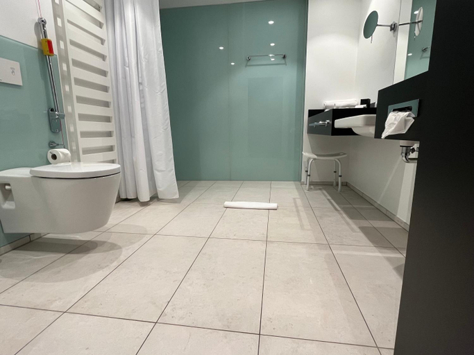 Bathroom 5, Hotel am Markt, Oberbergischer Kreis