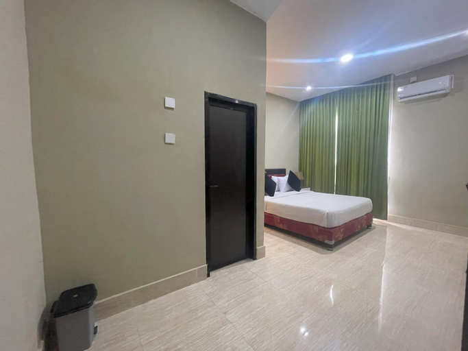 Aislah Edotel Lombok, Lombok
