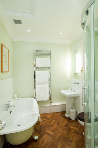 Bathroom 5, Llangoed Hall Hotel, Powys