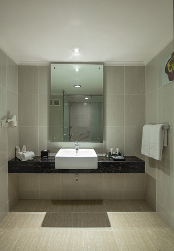 Bathroom 4