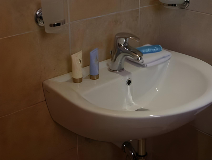 Bathroom 3, Maria Apartments, South Aegean