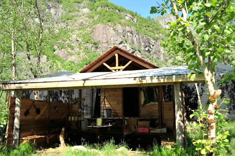 Others 4, Hardanger Basecamp, Ulvik