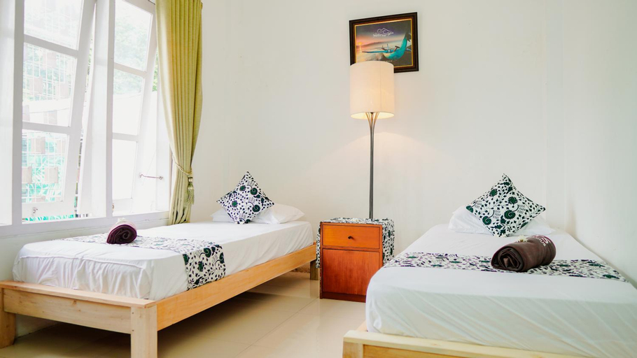 Bedroom 3, Dormitory Tourism Sritanjung Banyuwangi with Ijen Tour By Celcius, Banyuwangi