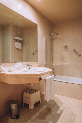 Bathroom 3, Hotel Arha Mar Comillas, Cantabria