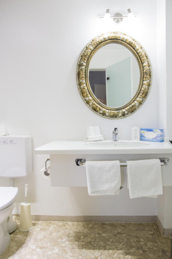 Bathroom 3, Hotel Gewv Rzmv Hle, Neumarkt in der Oberpfalz