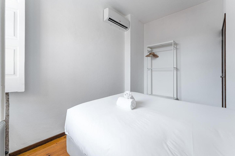 Others 2, GuestReady - Modern Duplex, Neo-Classical Building, Porto