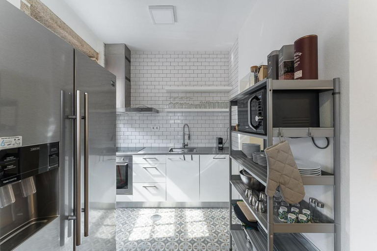 Others 5, GuestReady - Modern Duplex, Neo-Classical Building, Porto