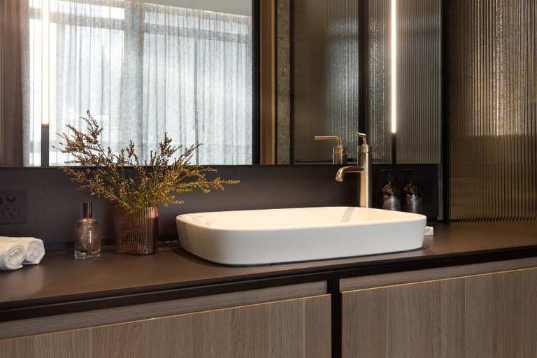 Bathroom 28