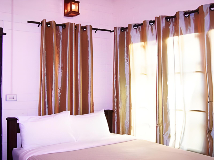 Others 3, Moradokdoi Resort, Lom Sak