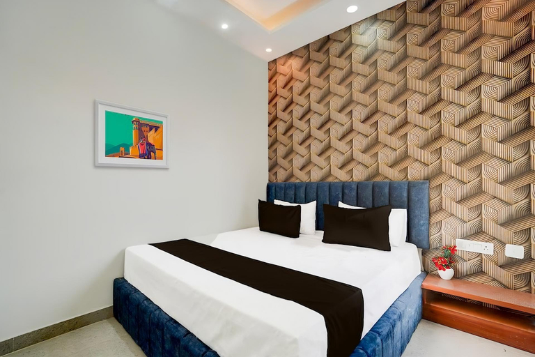 Bedroom 4, Siddhi vinayak inn, Varanasi