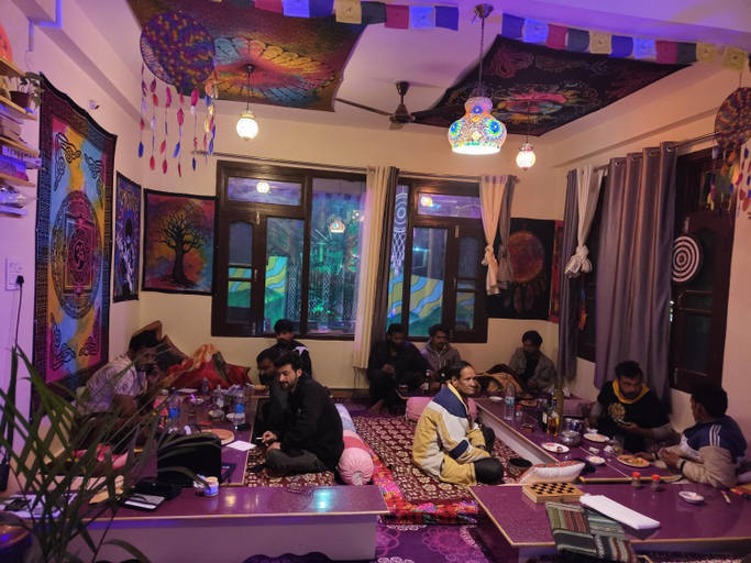 Food & Drinks 3, Triumph bed and breakfast and cafe, Kullu