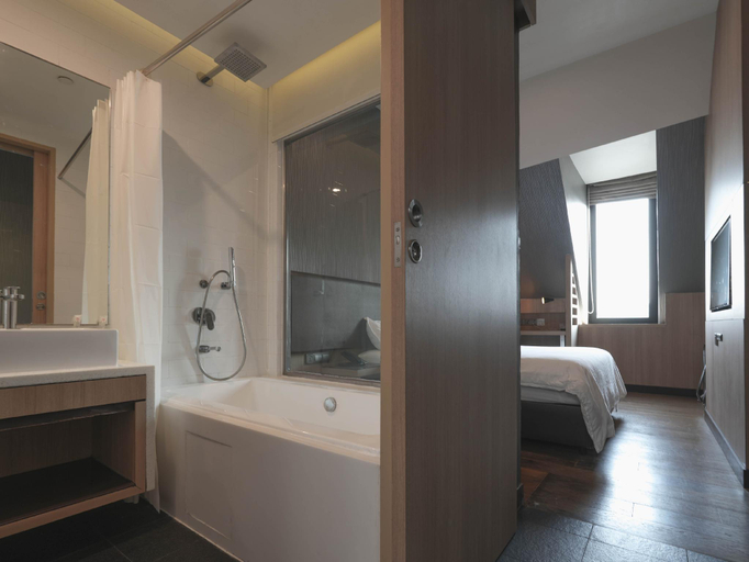 Bathroom 4