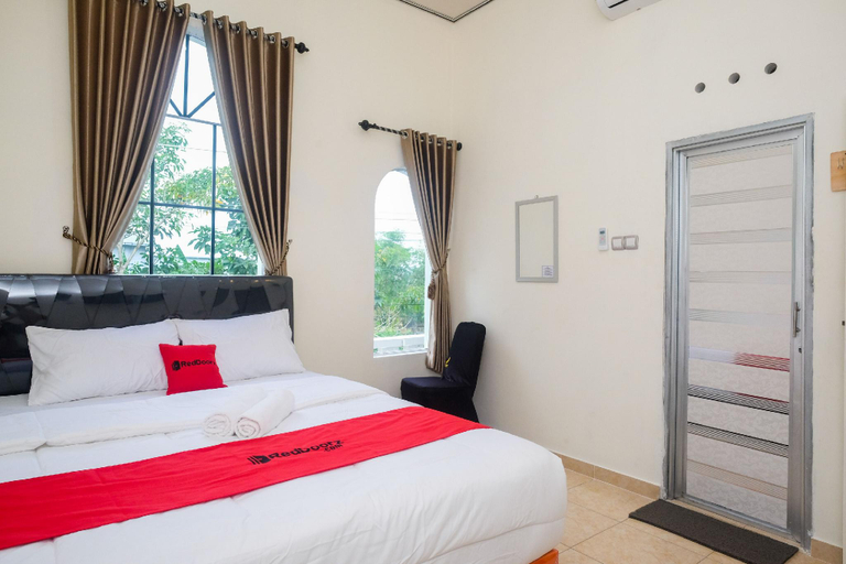 Bedroom 6