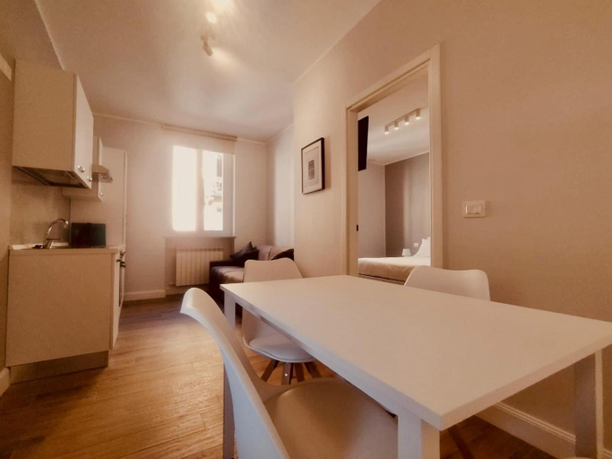Dining Room 13
