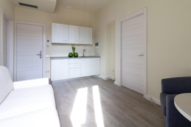Dining Room 7