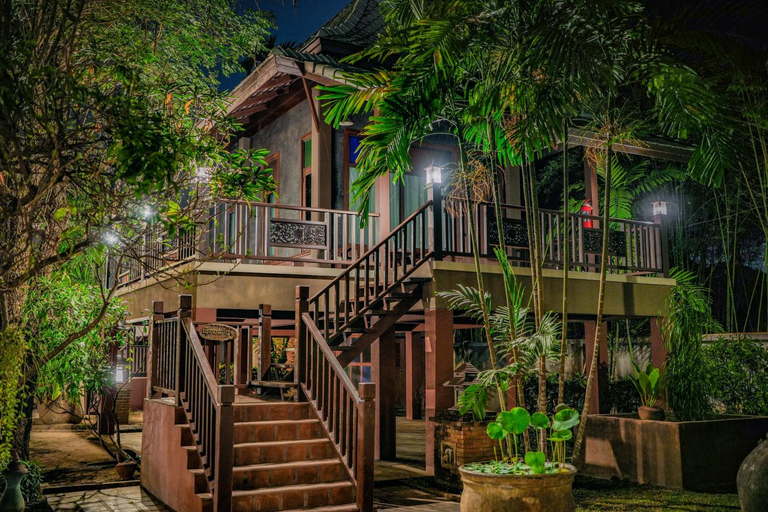 Exterior 1