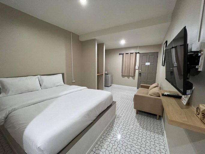 Bedroom 9