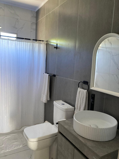 Bathroom, La Perla, n.a314