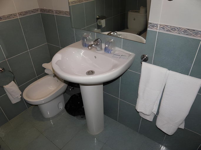 Bathroom 4, Hotel Laberinto, Guadalajara