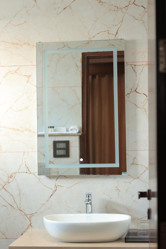 Bathroom 5, HOLY VIVASA, Garhwal